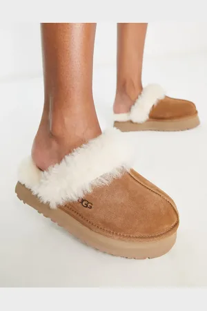 UGG Disquette slides in chestnut