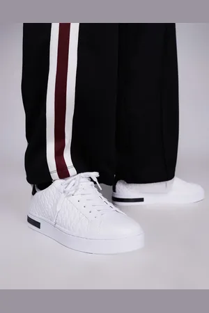Armani Exchange Logo trainers in and black