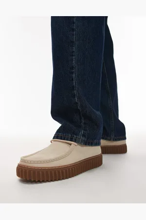 Clarks Torhill lo shoes in ecru suede