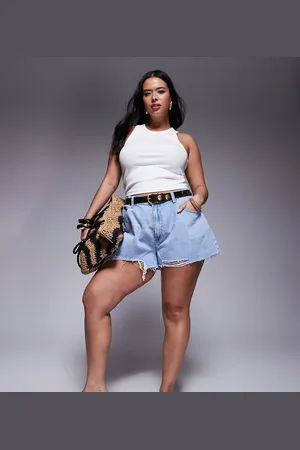 ASOS ASOS DESIGN Curve A line short in lightwash