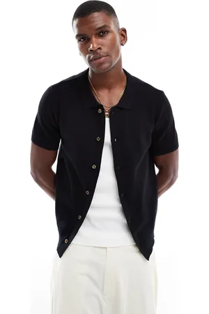 New Look Buttoned down ribbed knit shirt in black