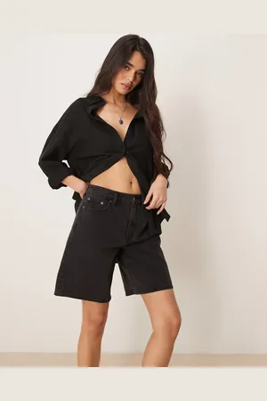 Abercrombie & Fitch Classic mid rise bermuda shorts in