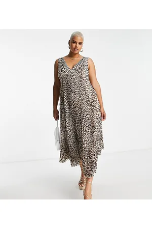 ASOS DESIGN Curve sleeveless V neck pleated trapeze maxi dress in animal print