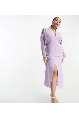 ASOS ASOS DESIGN Curve plunge neck batwing midi dress in lilac