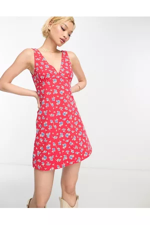 ASOS Damen Freizeitkleider - Sleeveless v neck mini swing dress in red ditsy print