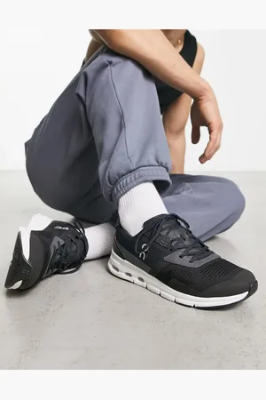 On Running ON Cloudrift trainers in and white