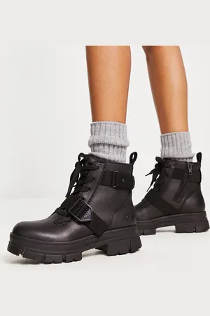 UGG Ashton lace up boots in