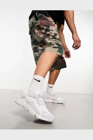 Nike Air Huarache Runner trainers in and grey