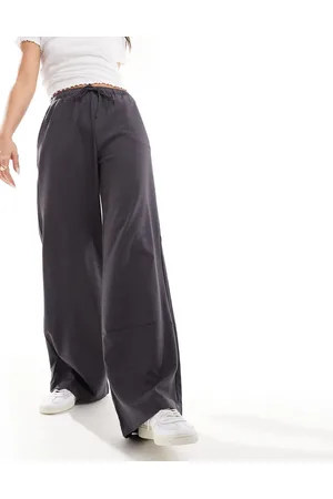 Stradivarius Tailored pull on trouser in