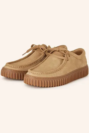 Clarks Schnürer Torhill braun