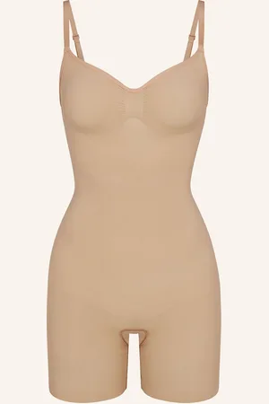 SKIMS Shape-Body Seamless Sculpt beige