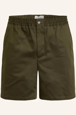 Ami Shorts gruen