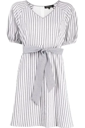tout a coup Kleid mit V-Ausschnitt
