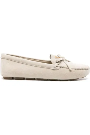 Prada Loafer aus Wildleder mit Logo