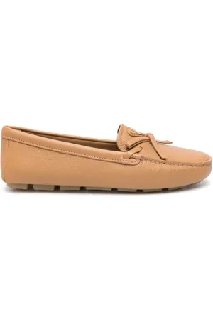 Prada Loafer mit Triangel-Logo