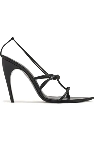 Nensi Dojaka Sandalen mit spitzer Kappe
