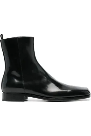 Prada Stiefel mit eckiger Kappe