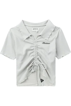 Musium Div. Drapiertes T-Shirt mit Logo-Schild