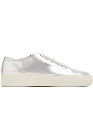 COMMON PROJECTS Tournament Low Sneakers aus Metallic-Leder