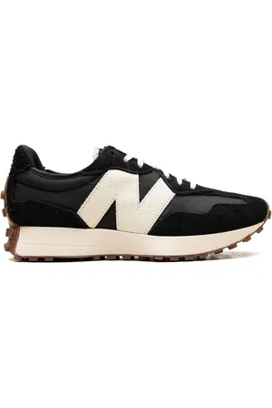 New Balance 327 Sneakers