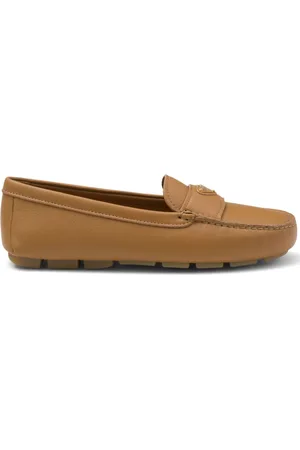 Prada Loafer mit emailliertem Triangel-Logo