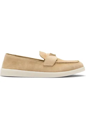 Prada Loafer aus Wildleder mit Logo