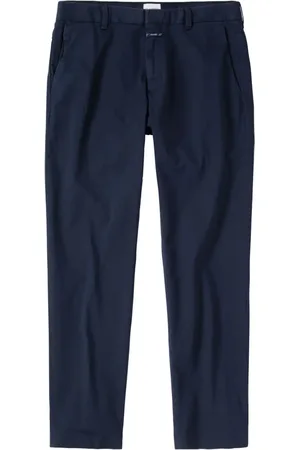Closed Chino mit geradem Bein