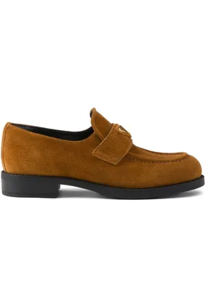 Prada Loafer aus Wildleder mit Logo