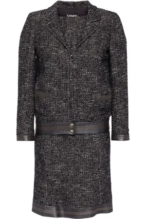 CHANEL 2004 Tweed-Kostüm