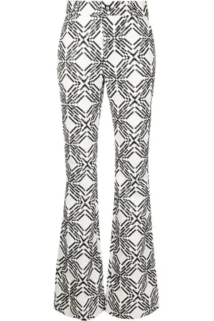 Lethicia Bronstein Angela Hose