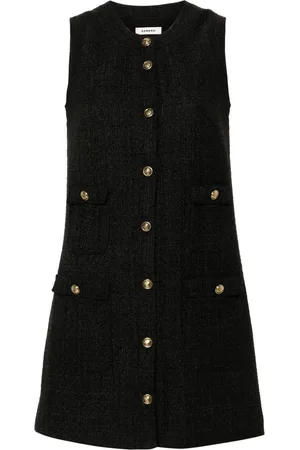 Sandro Kleid mit gravierten Zierknöpfen