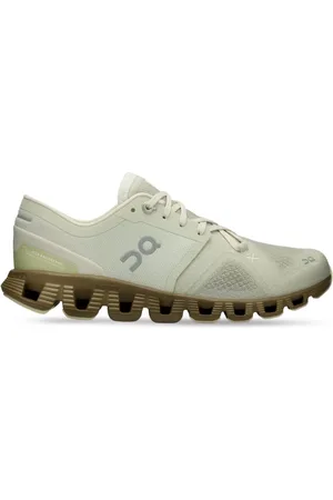 On Running Cloud X 3 Sneakers