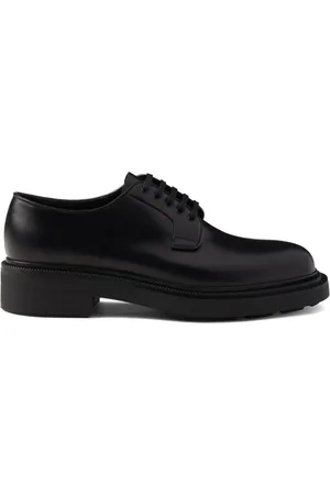 Prada Schuhe aus gebürstetem Leder