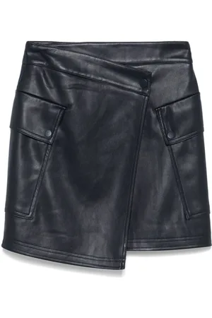 Essentiel Antwerp Kurzer Wickelrock aus Faux-Leder