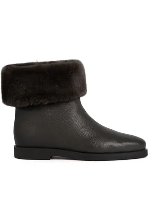 Totême Knöchelhohe Lederstiefel