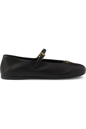 Prada Ballerinas mit emailliertem Logo