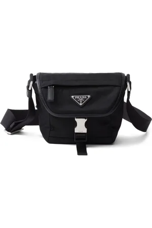 Prada Schultertasche aus Re-Nylon