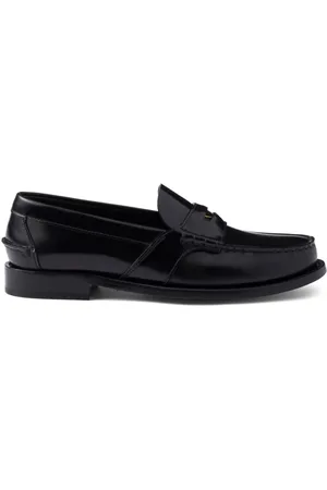 Prada Loafer aus gebürstetem Leder