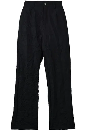 Spencer Badu Hose mit Knitteroptik