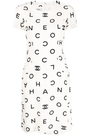 CHANEL 1990s Seidenkleid mit Coco-Print