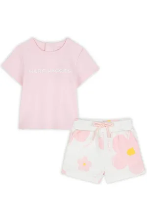 Marc Jacobs Set aus T-Shirt und Shorts mit Blumen