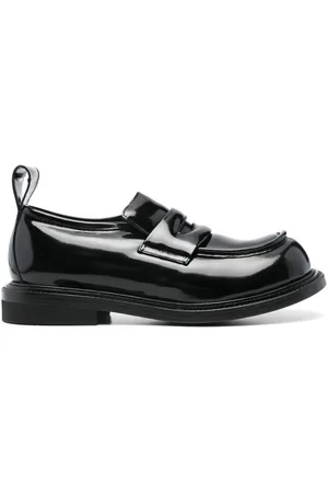 Moschino Loafer aus Lackleder