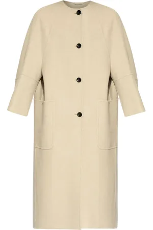 Max Mara Album Mantel