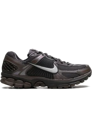 Nike Zoom Vomero 5 "Cave Stone" Sneakers