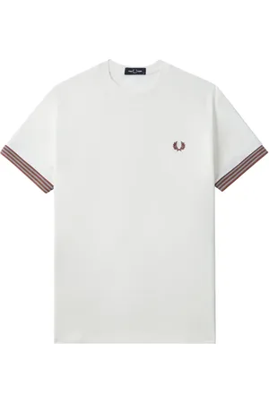 Fred Perry T-Shirt mit gestreiften Bündchen