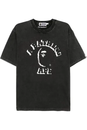 A Bathing Ape Stückgefärbtes T-Shirt mit Graffiti-Print