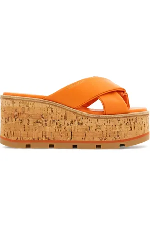 Salvatore Ferragamo Pantoletten aus Leder