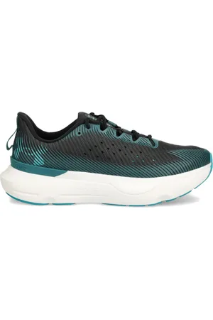 Under Armour Sneakers mit Schnürung