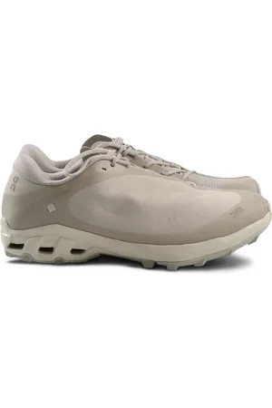 On Running Cloudmonster 2 trainers