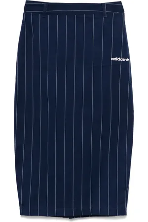 adidas Midirock mit Nadelstreifen